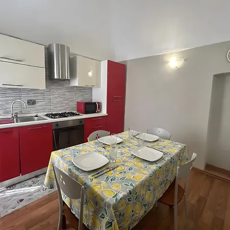 Il Nido Di Ale Apartamento *